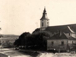 DOBRÁ VODA-stred obce